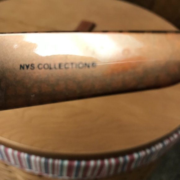 FINAL PRICE - NYS Collection Brown & Bronze Oversize Sunglasses w/Etched Arms #4 - Picture 8 of 8